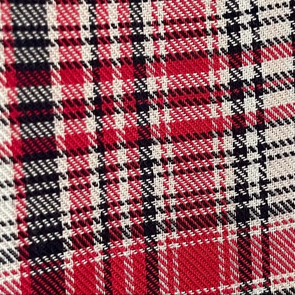 Fever 1X 3/4 Split Bell Sleeve Blouse Red and Black Plaid - Picture 6 of 9